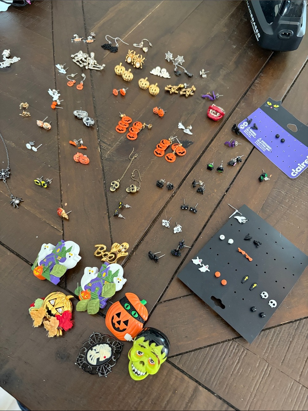 halloween jewelry lot avon claires approx 70 pcs
